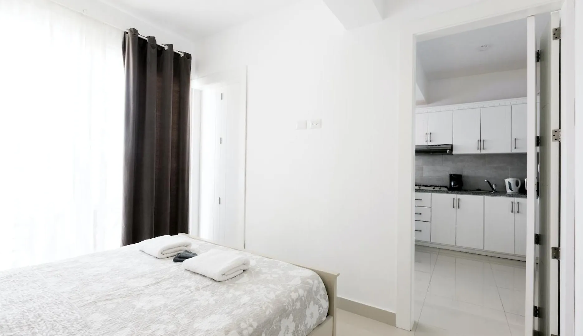 Caribbean Suites Dеluxe With Rоoftop Pool And Beach Access Punta Cana 0*,