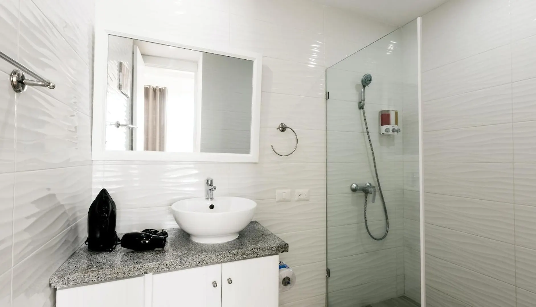 Caribbean Suites Dеluxe With Rоoftop Pool And Beach Access Punta Cana Daire