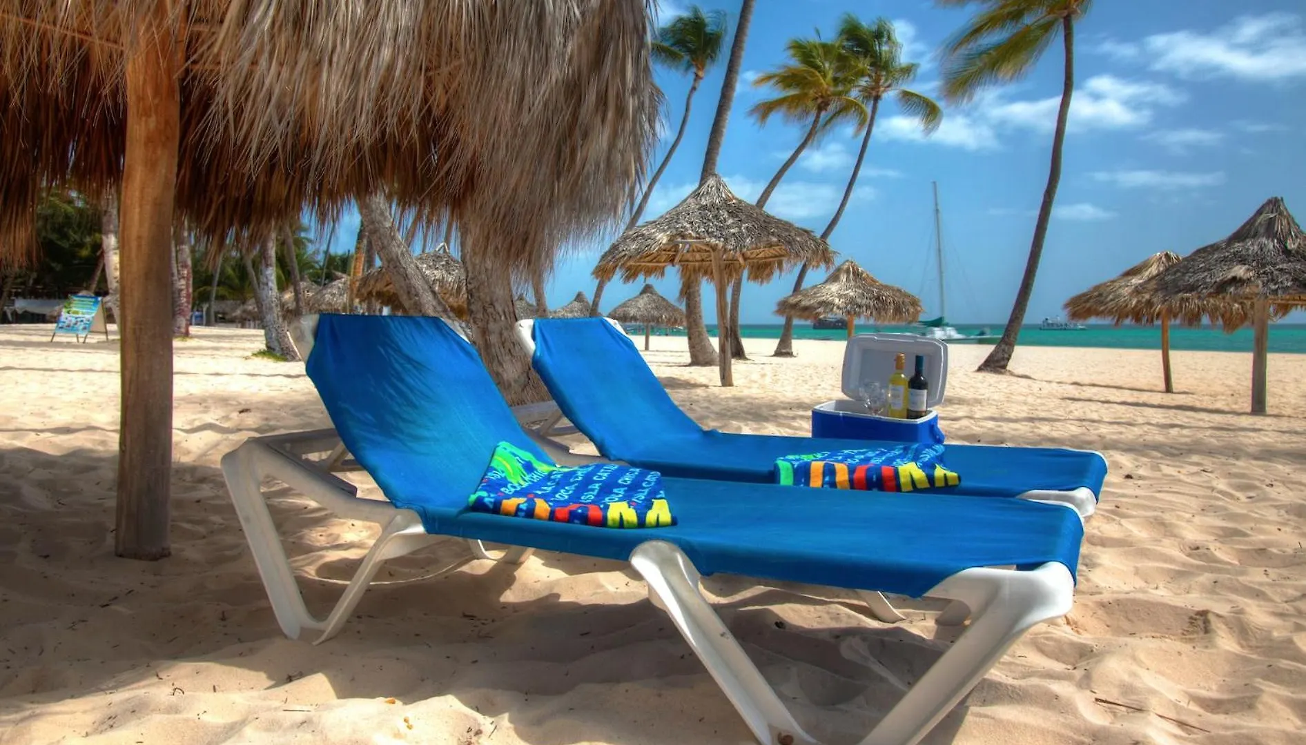 Caribbean Suites Dеluxe With Rоoftop Pool And Beach Access Punta Cana 0*,